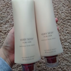 Victoria's Secret Very Sexy Luminous Body Lotion